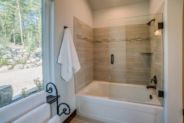 Cost of Tub Conversion Service in Saint Cloud